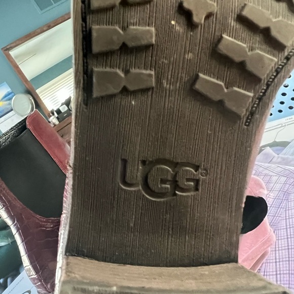 UGG Leather Ankle Booties - Picture 4 of 8